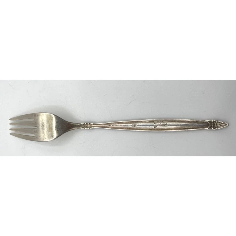 GARLAND 1965 DINNER FORK BY 1847 ROGERS BROS